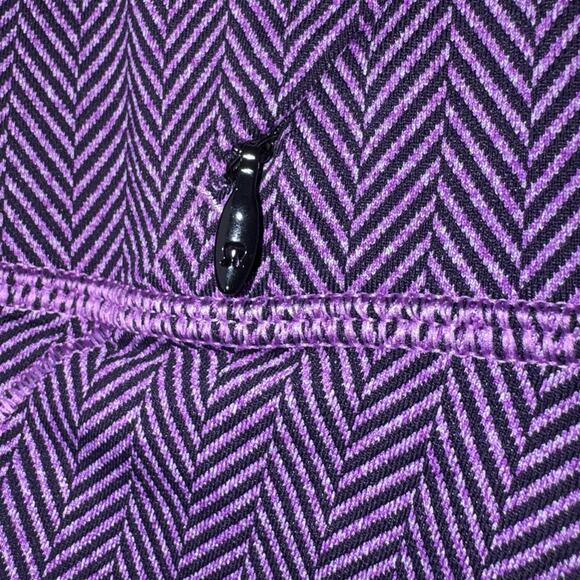 Lululemon Women's Rebel Runner Crop Giant Herringbone Black Grape Purple - Picture 9 of 11